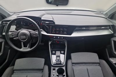 Audi A3 35 TFSI mHEV S tronic