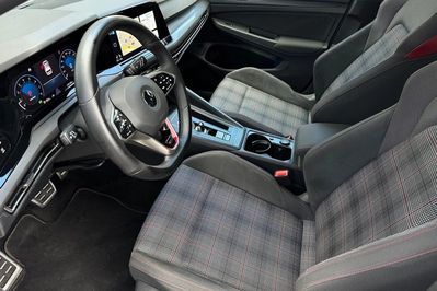 Volkswagen Golf VIII 2.0 TSI GTI DSG