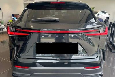 Lexus NX 350h Omotenashi 2.5 Hybrid AWD