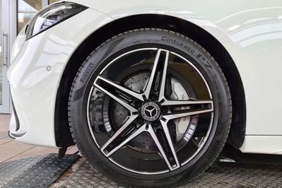 Mercedes Klasa C 200 4-Matic AMG