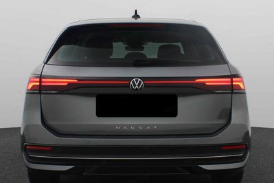 Volkswagen Passat Business Plus 1.5 TSI mHEV DSG