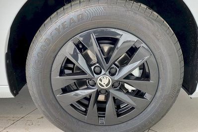 Skoda Fabia Drive 1.0 TSI