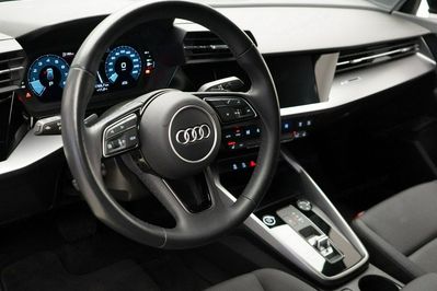 Audi A3 35 TFSI mHEV S tronic