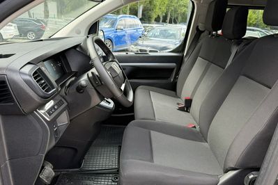Peugeot Traveller BlueHDi