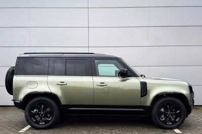 Land Rover Defender 110 D300 X-Dynamic HSE