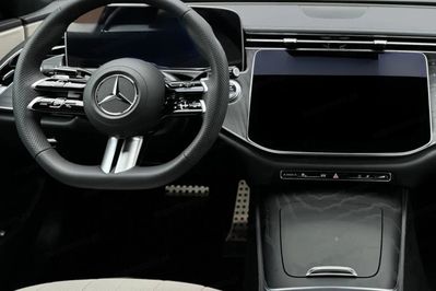 Mercedes Klasa E 220 d 4-Matic AMG