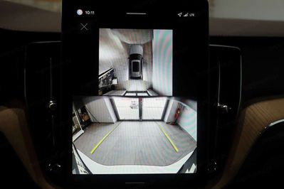 Volvo XC60 T8 Plug-In Hybrid AWD Ultra Dark