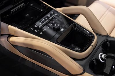 Porsche Cayenne E-Hybrid Black Edition