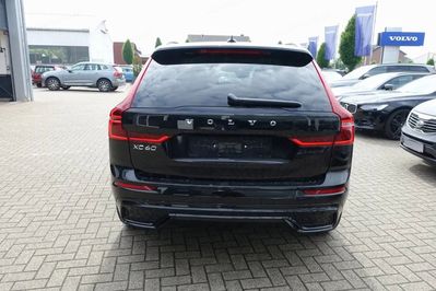 Volvo XC60 B5 AWD Plus Dark