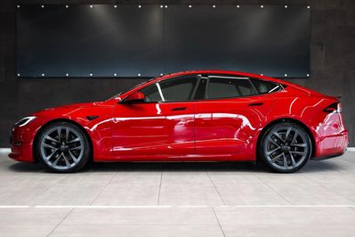 Tesla Model S Plaid