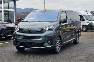 Peugeot Traveller Long L2H1 Business VIP EAT8
