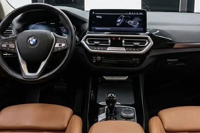 BMW X3 xDrive30e Luxury Line