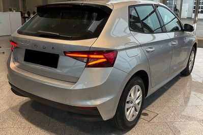 Skoda Fabia Drive 1.0 TSI DSG