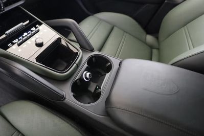 Porsche Cayenne Coupe Black Edition