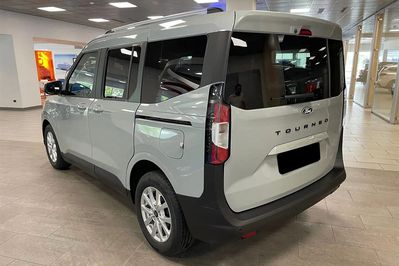 Ford Tourneo Courier Titanium