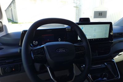 Ford Tourneo Custom 320 L1H1 Sport A8