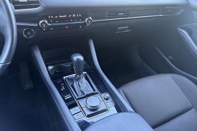 Mazda 3 2.0 Centre-Line