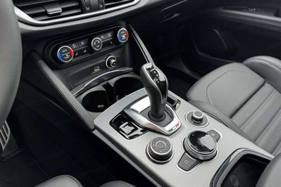 Alfa Romeo Stelvio Turbo Veloce Q4