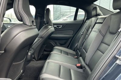 Volvo S60 B4 B R-Design