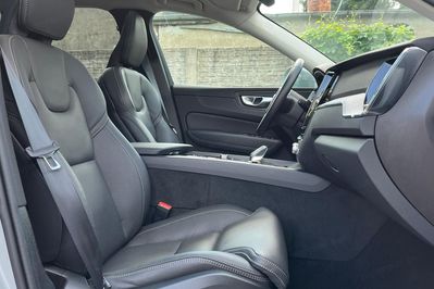 Volvo XC60 T6 Plug-In Hybrid AWD Plus Bright