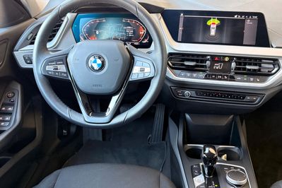 BMW Seria 1 118i Advantage aut