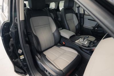 Land Rover Range Rover Evoque D180 R-Dynamic SE