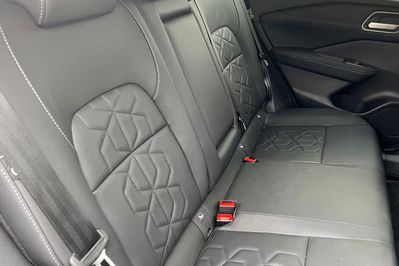 Nissan Qashqai Tekna Xtronic 1.3 DIG-T mHEV