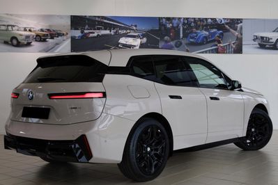 BMW iX xDrive45 M Sport
