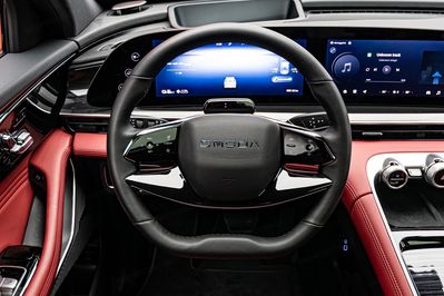 Omoda 9 1.5 Super Hybrid Exclusive AWD