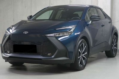 Toyota C-HR Style 2.0 Hybrid Dynamic Force Plug-in