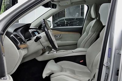 Volvo XC90 T8 AWD Plug-In Hybrid Inscription 7os aut