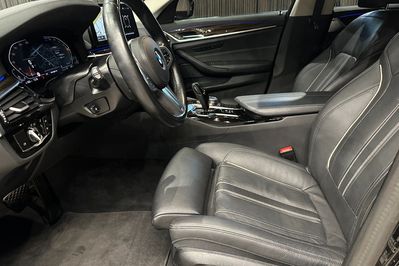 BMW Seria 5 520d xDrive mHEV Luxury Line aut