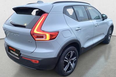 Volvo XC40 B3 B Plus Dark
