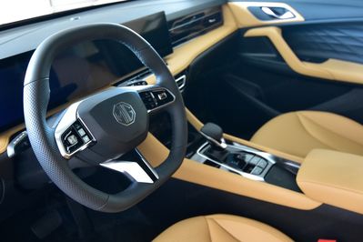 MG HS 1.5T PHEV Exclusive aut