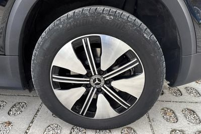 Mercedes EQB 250