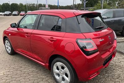 Suzuki Swift Premium Plus 1.2 Dualjet SHVS