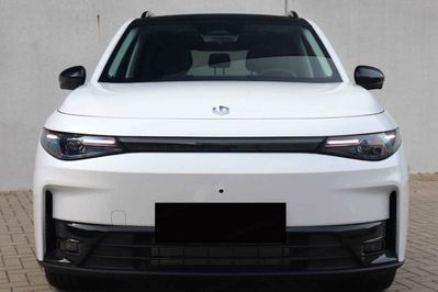 Leapmotor C10 Design 1.5 Hybrid