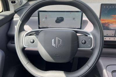 Leapmotor C10 Design 1.5 Hybrid