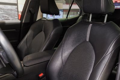 Toyota Camry 2.5 Hybrid Executive CVT