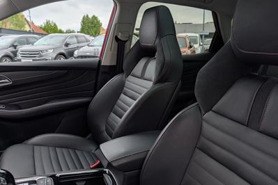 MG HS 1.5 t-Gdi Exclusive Dct