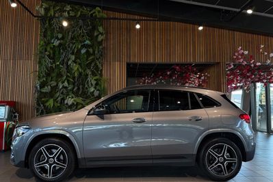 Mercedes GLA 200  AMG Line