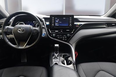 Toyota Camry Hybrid Comfort
