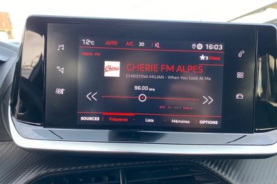 Peugeot 2008 Allure Pack 1.2 PureTech