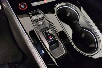 Audi A6 TDI quattro S line Avant