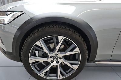 Volvo V90 CC B5 B AWD Plus