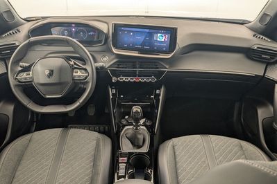 Peugeot 2008 ALLURE 1.2 PureTech