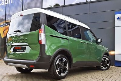 Ford Tourneo Courier Active AT