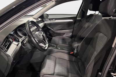 Volkswagen Passat 1.5 TSI  DSG