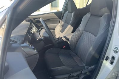 Toyota C-HR 2.0 Hybrid Style