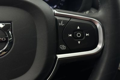Volvo XC60 B4 B Momentum Pro